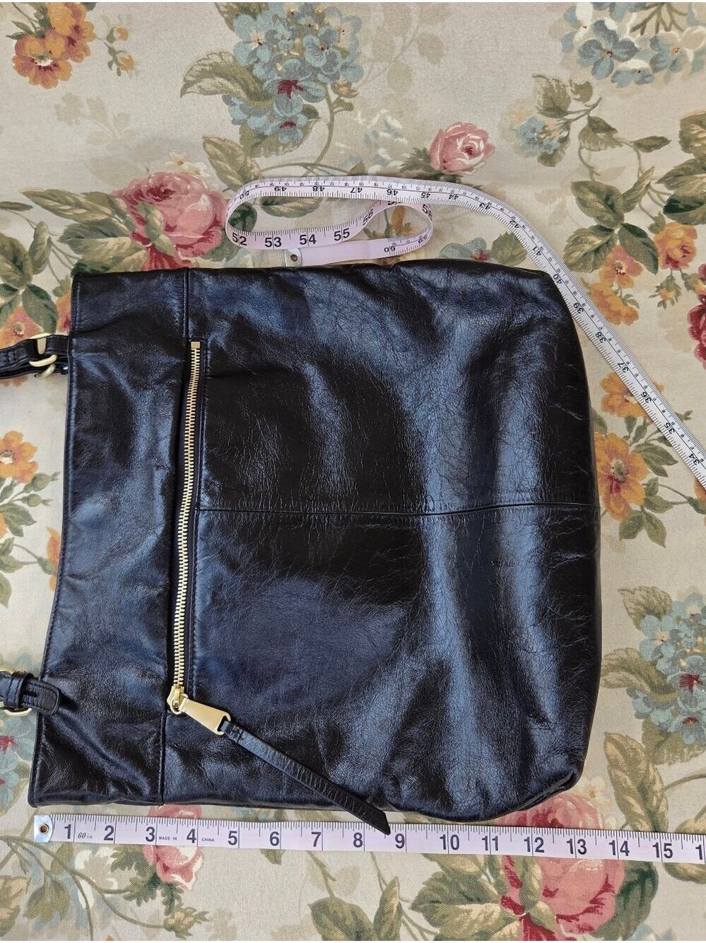 HOBO Black Polished Leather Shoulder Tote Bag with Brass Hardware - Picture 10 of 16